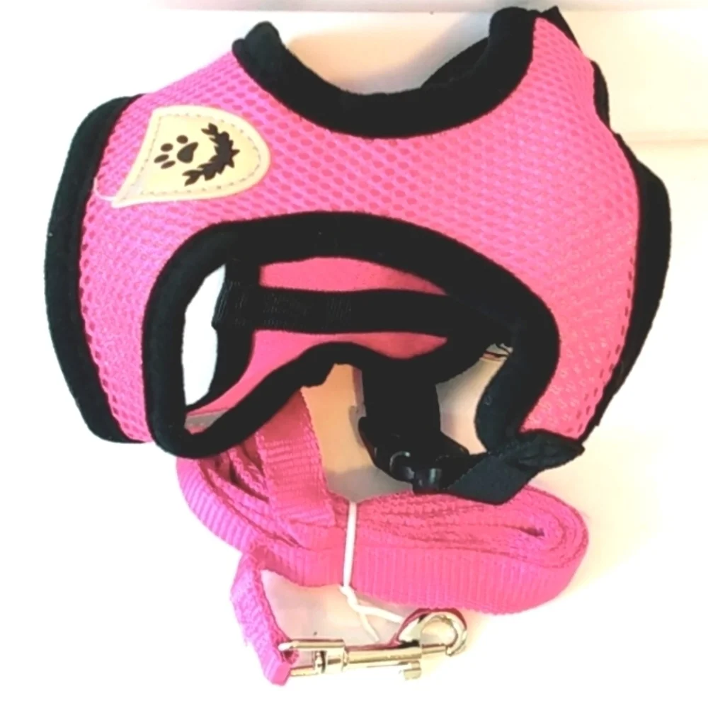 SMALL PET HARNESS VEST WITH LEASH PINK & BLACK SIZE SMALL NWT